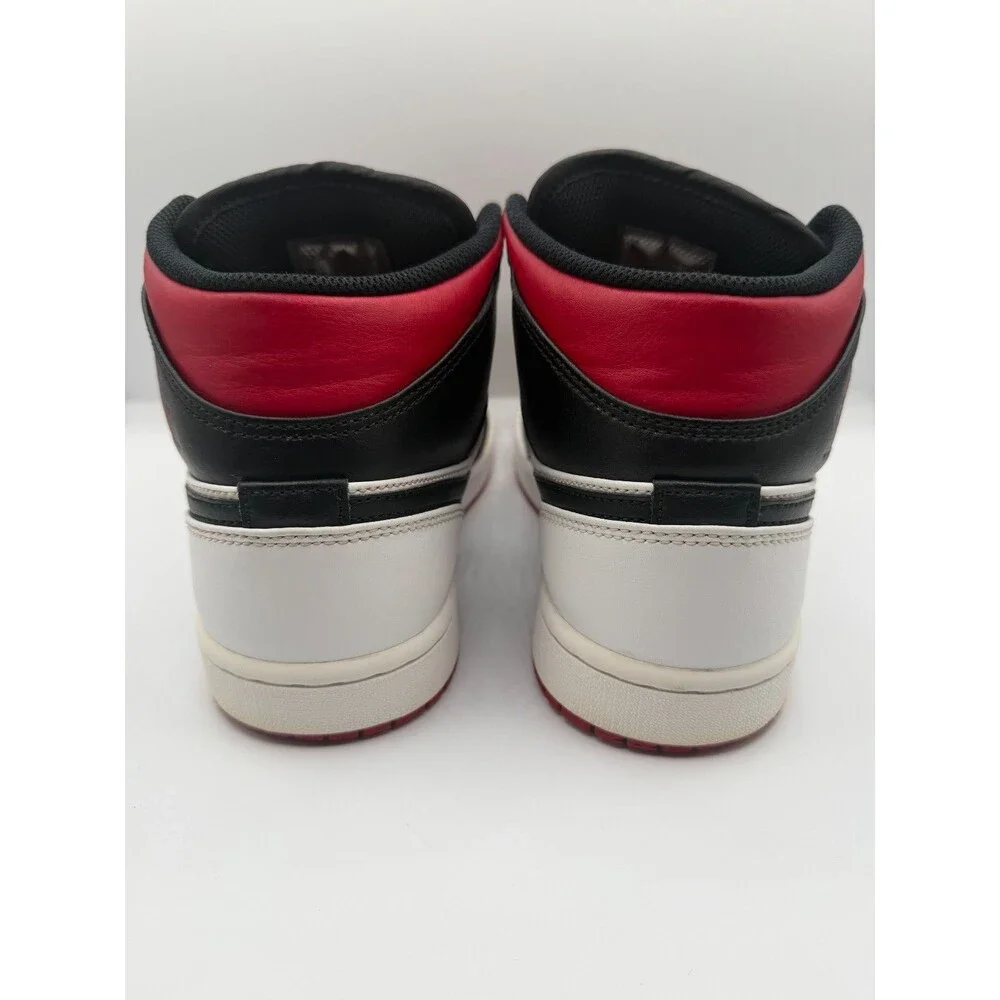 Jordan Air Jordan 1 Mid Gym Red Black Toe Men's Mid Top Sneakers size 8